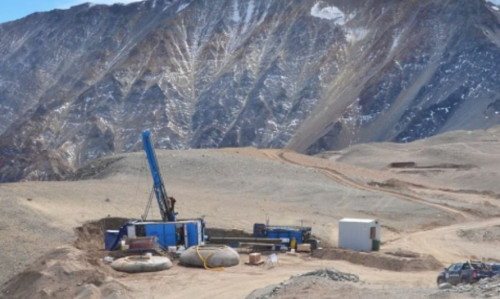 Wealth Minerals busca adquirir el 100 por ciento del proyecto Cristal en la región de Arica y Parinacota