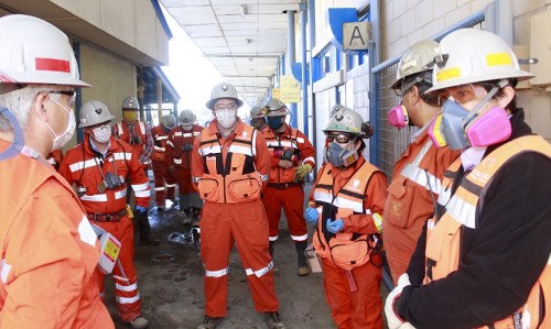 Máximos ejecutivos de Codelco verifican en terreno Plan de Acción de El Teniente