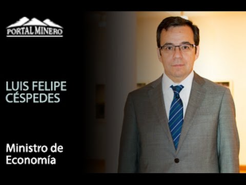 Entrevista de la Semana: Ministro de Economía, Luis Felipe Céspedes
